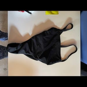 AMERICAN APPAREL SWIMSUIT SIZE MEDIUM
